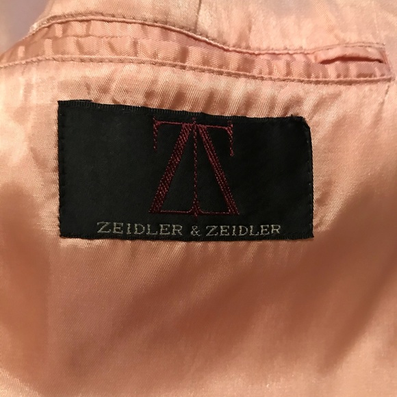 Blazer - Picture 3 of 4